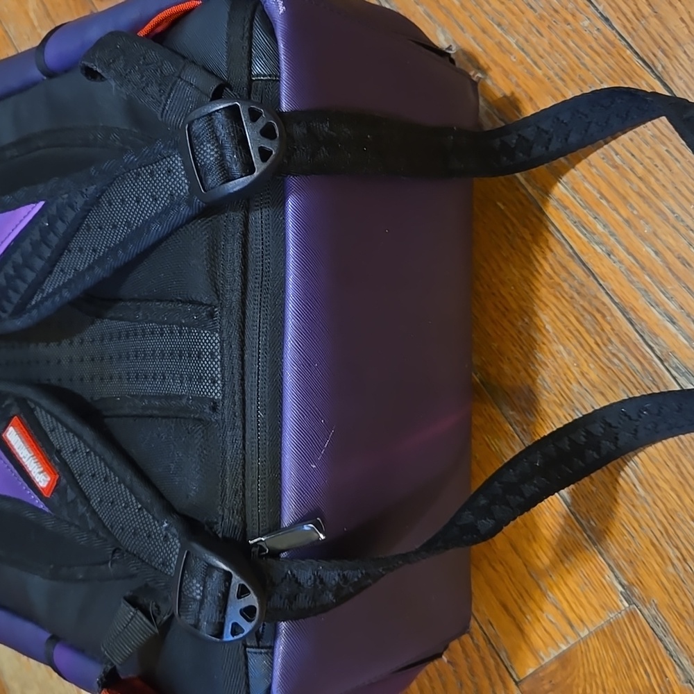 Sprayground Enderdragon Backpack. - Picture 10 of 11